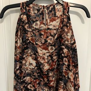 Floral shoulder cut out, crop top